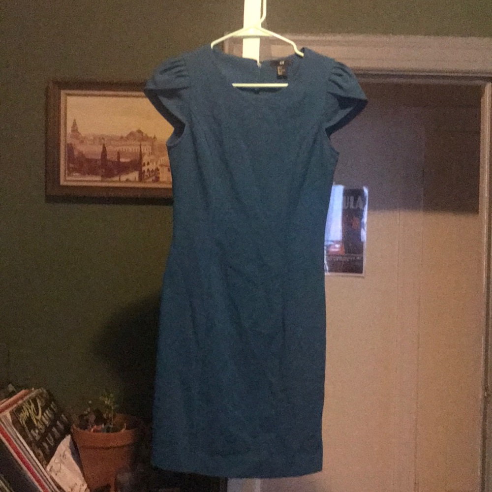 Cute teal H&M dress
